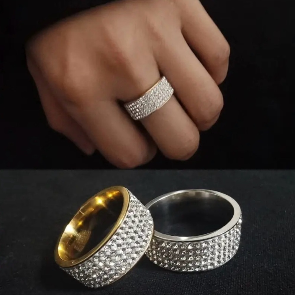 Crystal Band Ring - Picture 3 of 4